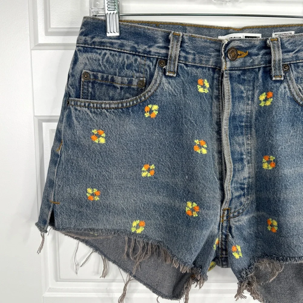 RE/DONE Levi’s The Short NEW Size 28 Floral Indigo Embroidered Jean Shorts